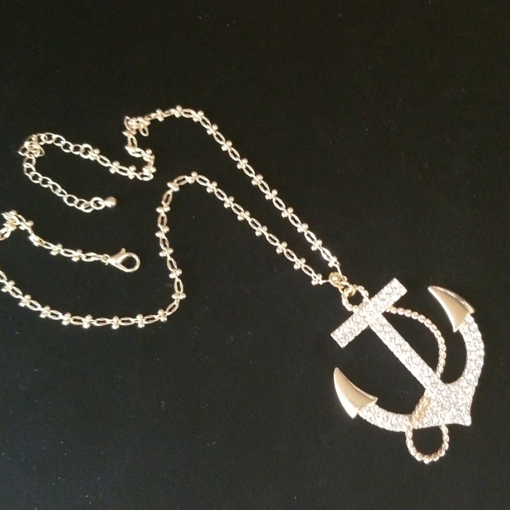 NWT Hand Crafted Rhinestone Anchor Pendant Goldtone Finish Necklace - Picture 7 of 12